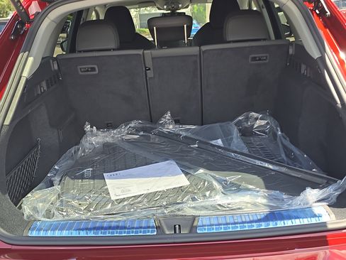 New 2025 Audi Q5 Premium Plus image 8