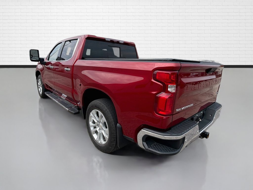 Used 2023 Chevrolet Silverado 1500 LTZ w/ Technology Package AWD/4WD image 7