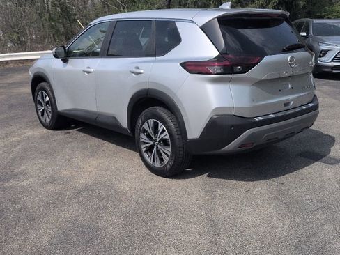 Used 2023 Nissan Rogue SV AWD/4WD image 11