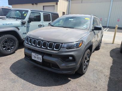 Used 2024 Jeep Compass Latitude
