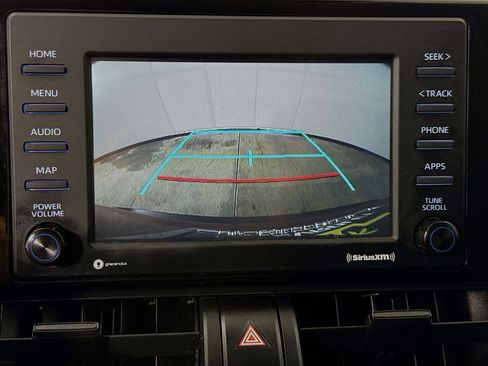 Used 2020 Toyota RAV4 XLE w/ Carpet Mat Package AWD/4WD image 13