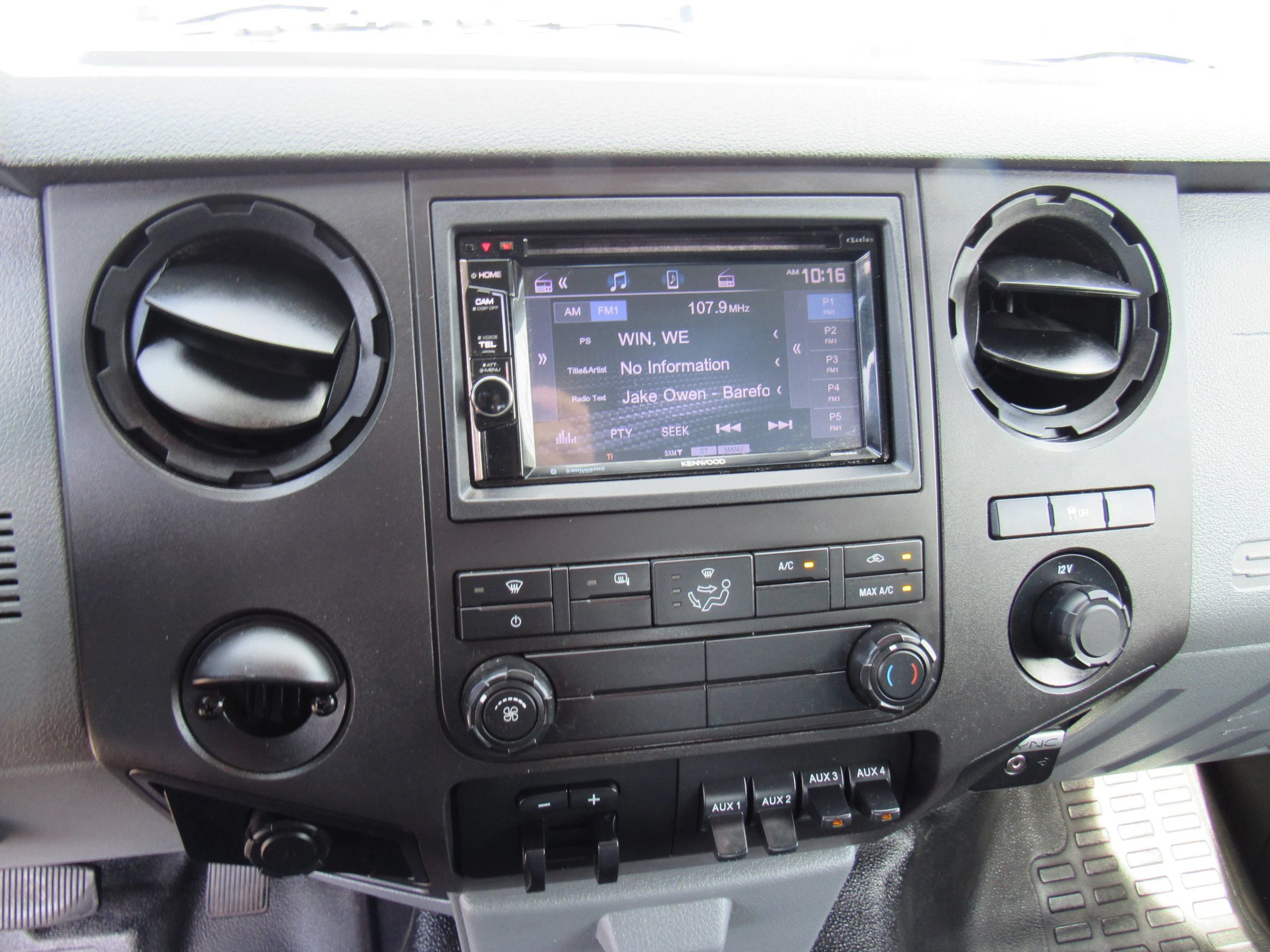 Used 2015 Ford F350 XL w/ Power Equipment Group RWD image 13