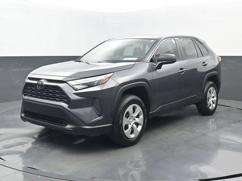 Used 2023 Toyota RAV4 LE FWD image 21