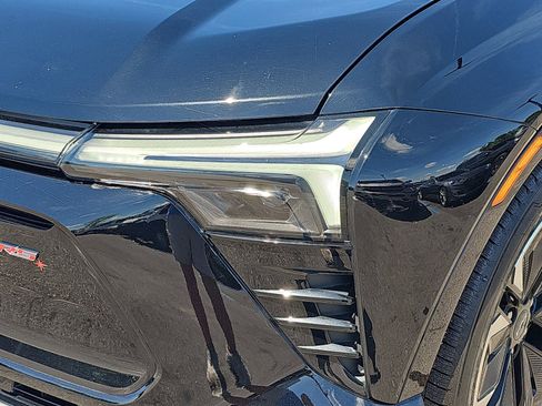 Used 2024 Chevrolet Blazer EV RS AWD/4WD image 27