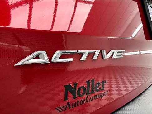 Used 2023 Ford Escape Active w/ Tech Pack #2 FWD image 8