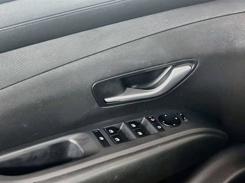 Used 2025 Hyundai Tucson SEL FWD image 17