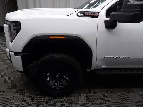 Used 2024 GMC Sierra 2500 AT4 w/ AT4 Premium Plus Package image 48