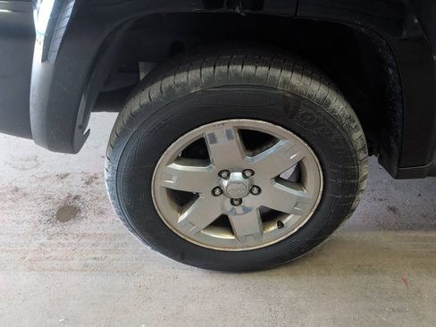 Used 2007 Jeep Liberty Limited AWD/4WD image 11