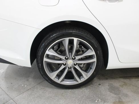 Used 2025 Chevrolet Malibu LT FWD image 29