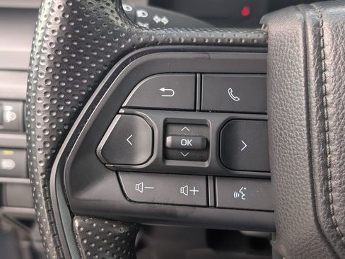 Used 2025 Toyota Tacoma SR image 23