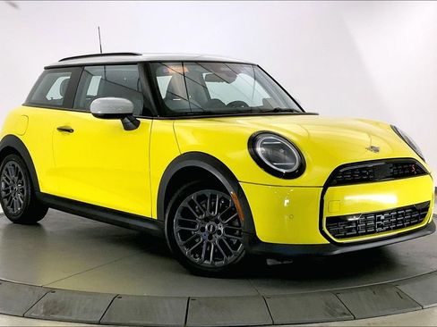 Certified 2025 MINI Cooper S image 1