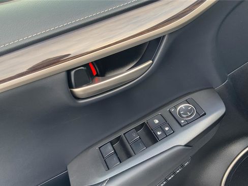 Used 2016 Lexus NX 200t F Sport image 13