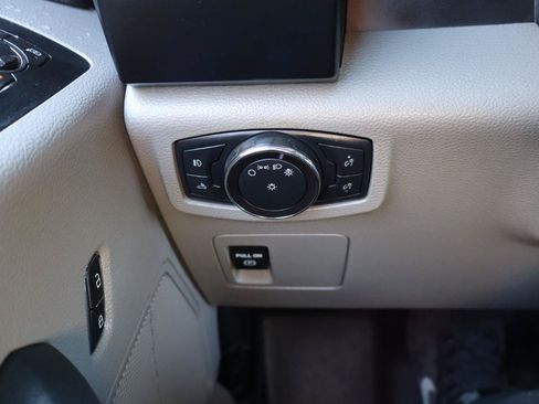 Used 2018 Ford F150 XL w/ Equipment Group 101A Mid AWD/4WD image 17