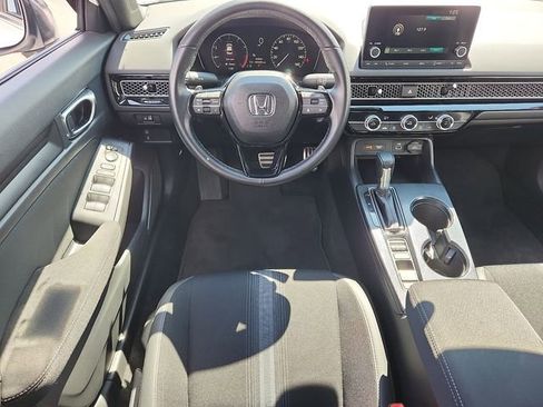 Used 2024 Honda Civic Sport image 11