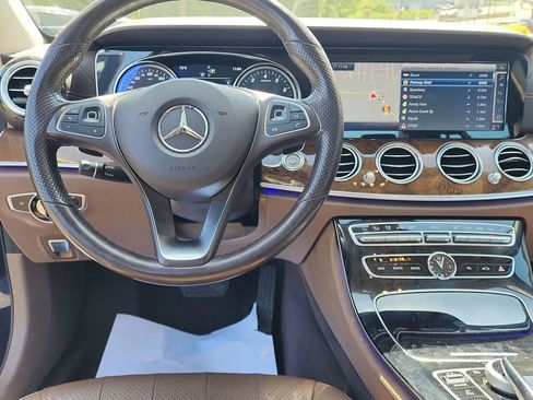Used 2018 Mercedes-Benz E 300 4MATIC image 10