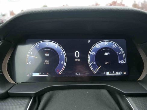 New 2025 Jeep Grand Cherokee Altitude image 38