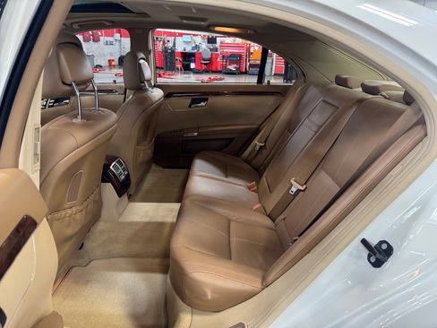 Used 2008 Mercedes-Benz S 550 image 16
