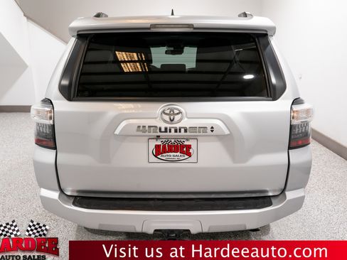 Used 2022 Toyota 4Runner SR5 image 4