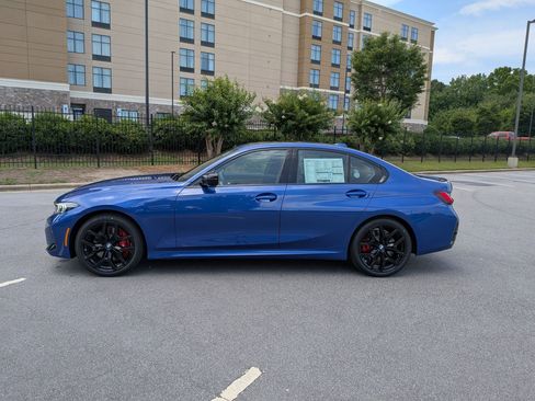 New 2026 BMW 330i Sedan w/ M Sport Package RWD image 6
