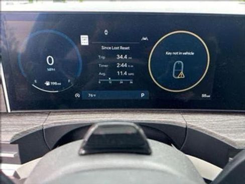 Used 2025 Hyundai Santa Fe Calligraphy image 16