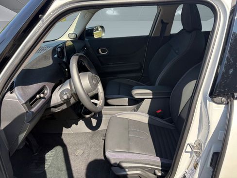 Used 2025 MINI Cooper S image 5