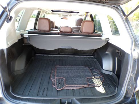 Used 2018 Subaru Forester 2.5i Touring w/ Popular Package #3B AWD/4WD image 20