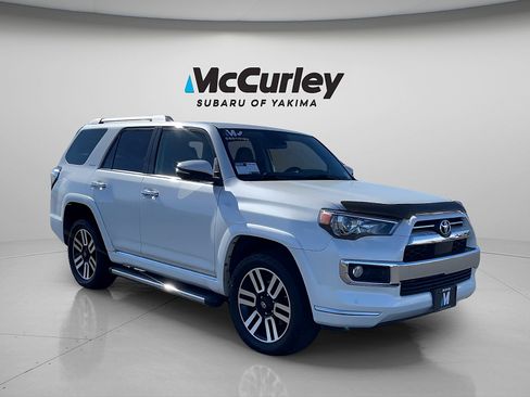 Used 2020 Toyota 4Runner Limited AWD/4WD image 8