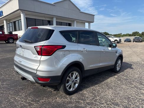 Used 2019 Ford Escape SE FWD image 7