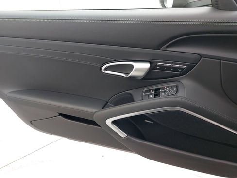 Certified 2024 Porsche 718 Cayman RWD image 24