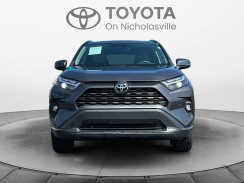 Used 2023 Toyota RAV4 XLE Premium AWD/4WD image 8