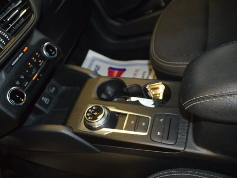 Used 2025 Ford Escape Active AWD/4WD image 20