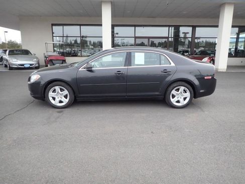Used 2011 Chevrolet Malibu LS image 2