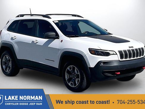 Used 2019 Jeep Cherokee Trailhawk w/ Comfort/Convenience Group image 1