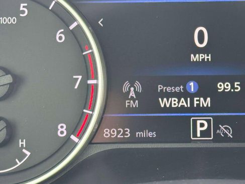 Certified 2025 Nissan Sentra SV image 25