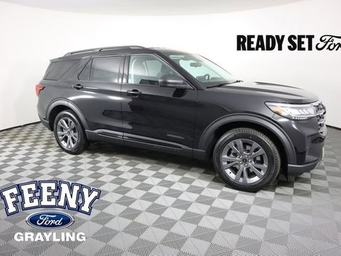 New 2026 Ford Explorer Active w/ Active Comfort Package image 1