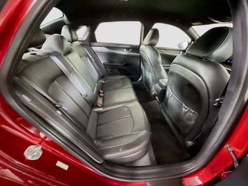 Used 2022 Kia K5 GT-Line FWD image 27