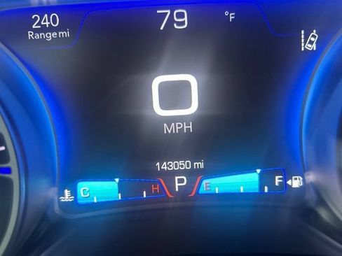 Used 2016 Chrysler 300 C w/ Safetytec Group II RWD image 10