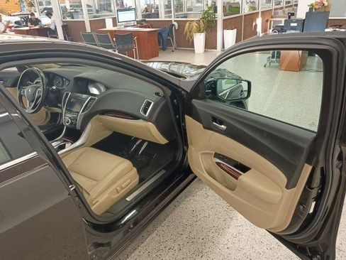 Used 2016 Acura TLX V6 w/ Technology Package FWD image 16