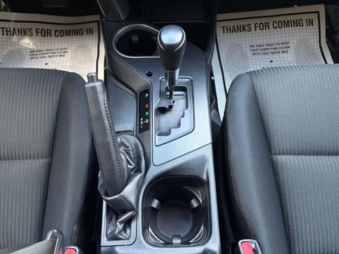 Used 2017 Toyota RAV4 LE w/ Carpet Mat Package AWD/4WD image 24