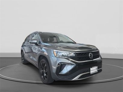 Used 2022 Volkswagen Taos SE w/ IQ.Drive SE Package