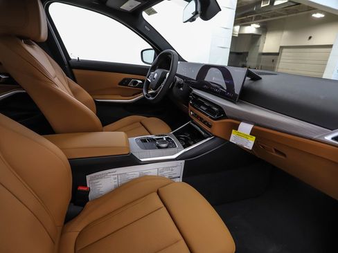 New 2026 BMW 330i xDrive Sedan w/ Convenience Package AWD/4WD image 30