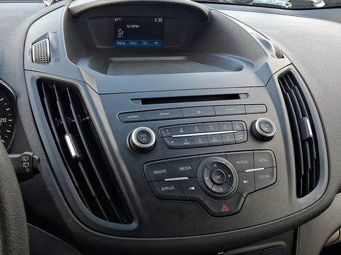 Used 2018 Ford Escape SE FWD image 18