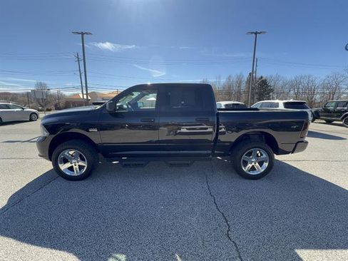 Used 2018 RAM 1500 Express w/ Express Value Package image 2