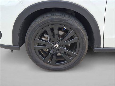 Used 2026 Honda HR-V Sport image 9