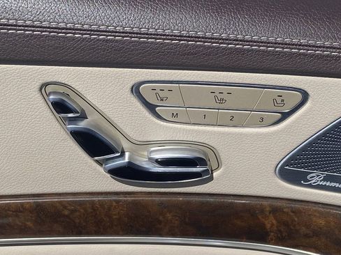 Used 2014 Mercedes-Benz S 550 Sedan image 18