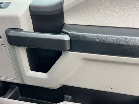 Used 2015 Ford F150 XL w/ Equipment Group 101A Mid image 18