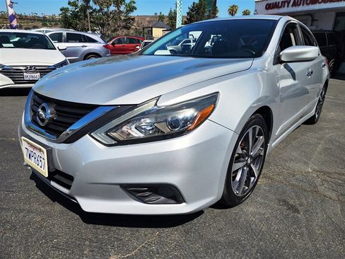 Used 2017 Nissan Altima 2.5 SR image 7