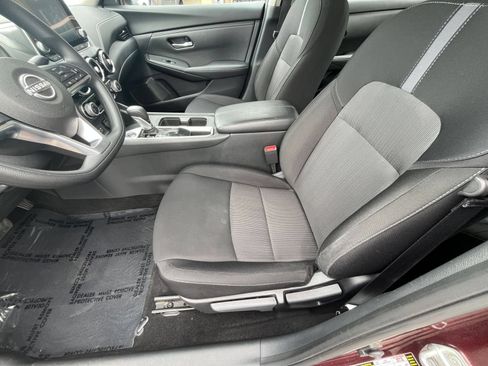 Used 2025 Nissan Sentra SV FWD image 27