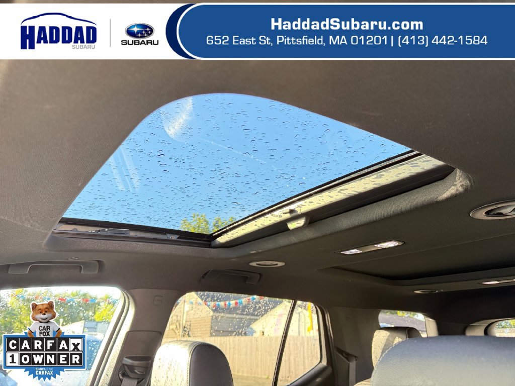 Used 2023 Chevrolet Traverse LT w/ LT Premium Package AWD/4WD image 19