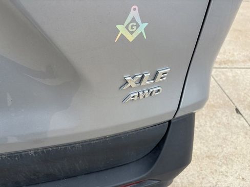 Used 2025 Toyota RAV4 XLE AWD/4WD image 24